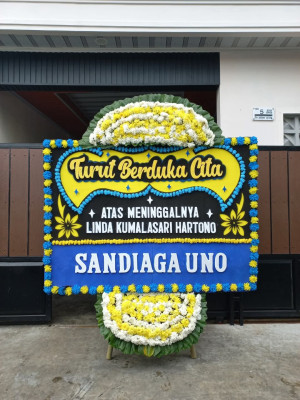 Papan Bunga Duka di Puyung
